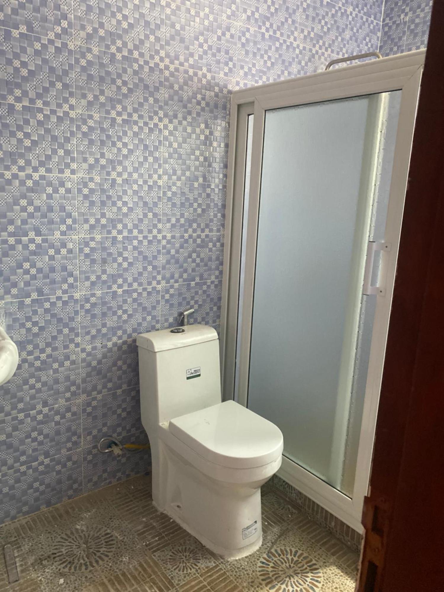 Debora Guest House Freetown Bagian luar foto